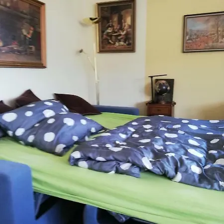 Zentrale Ferienwohnung In * Бад-Нойенар-Арвайлер