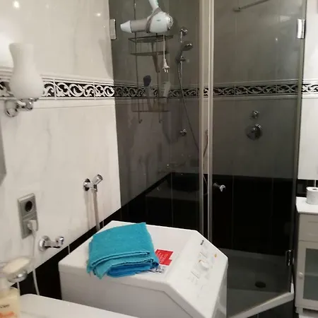 Zentrale Ferienwohnung In Апартаменты Бад-Нойенар-Арвайлер